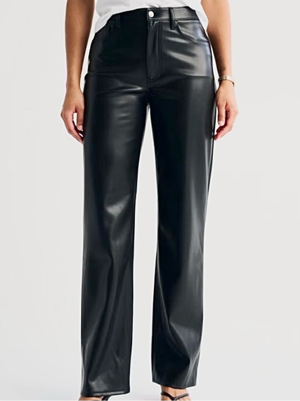NEW Abercrombie & Fitch Black Faux Leather Straight-Leg Pants size 26 SHORT
